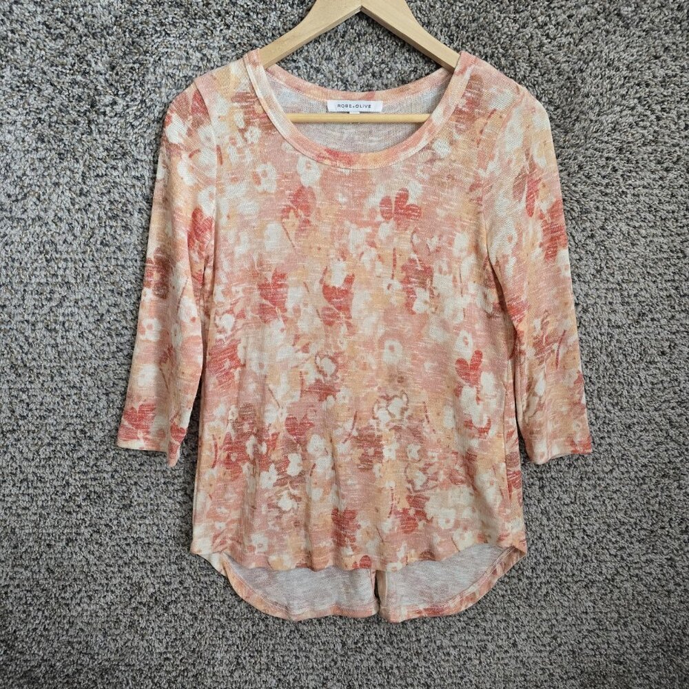 Rose & Olive Womens Small Pink Knit‎ Scoop Neck Button Accent Floral Casual